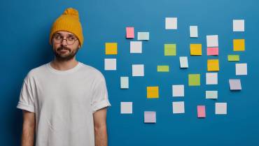 ¿Qué significa sobrepensar y por qué lo hacemos?